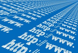 黑客24小时在线联系方式真的靠谱吗？揭秘网络安全服务的合法替代方案