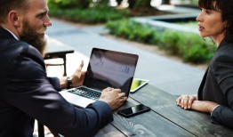 揭秘黑客追款骗局：识别陷阱，安全追回损失，避免二次受骗