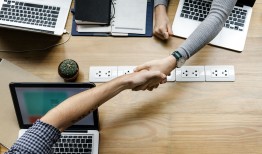 100%必破qq密码软件真的存在吗？揭秘背后的风险与合法找回方法