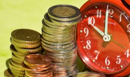 怎样找黑客帮忙追钱？揭秘合法追债途径与风险防范