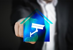 黑客在线QQ接单可信吗？揭秘网络陷阱与安全防护指南