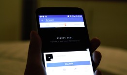 如何安全联系黑客帮忙？合法网络安全服务渠道与避坑指南