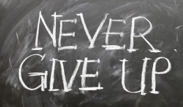 接单的黑客：揭秘暗网定制攻击产业链与全方位防护指南