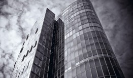 黑客一年到底能挣多少钱？揭秘白帽、黑帽、灰帽黑客的真实收入与风险