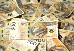 黑客高手帮忙追款：揭秘安全追回被骗资金的合法途径与风险规避