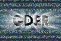 黑客软件查询聊天记录安全吗？揭秘法律风险与防护方法，保护隐私更安心