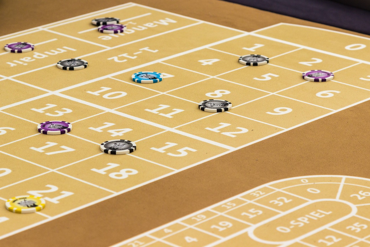 黑客收入多少?揭秘合法与非法渠道的真实收入差距,助你避开风险、抓住高薪机会 黑客收入多少?揭秘合法与非法渠道的真实收入差距,助你避开风险、抓住高薪机会